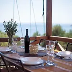 Campingplatz Glamping Tents And Mobile Homes Trasorka *