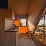 Campingplatz Glamping Tents And Mobile Homes Trasorka *