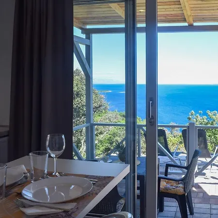 Glamping Tents And Mobile Homes Trasorka Kemp Veli Lošinj