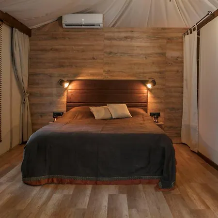 Glamping Tents And Mobile Homes Trasorka * Veli Lošinj