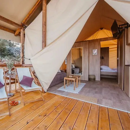 Glamping Tents And Mobile Homes Trasorka Camping Veli Lošinj