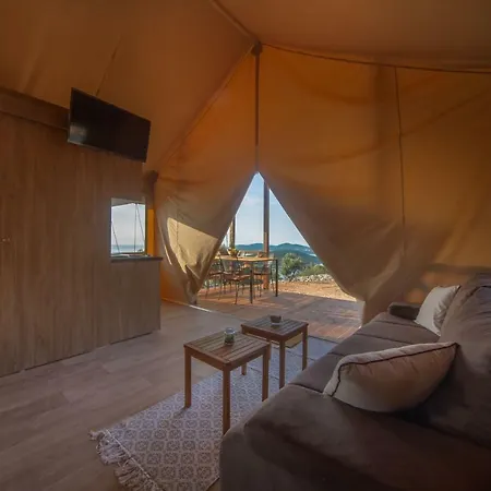 Glamping Tents And Mobile Homes Trasorka Camping