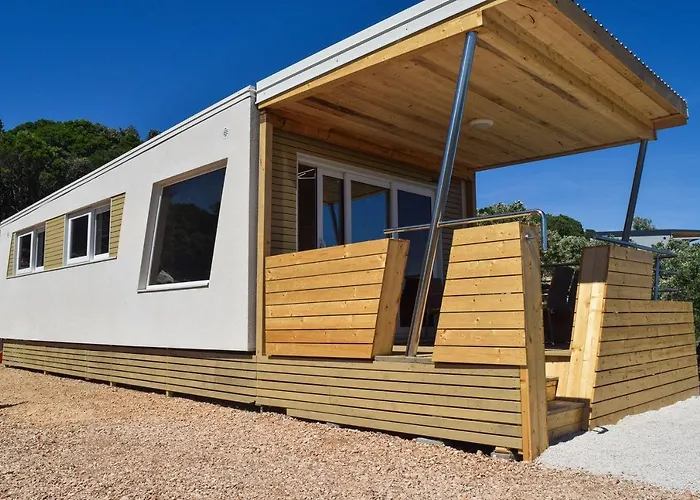 Kamp alanı Glamping Tents And Mobile Homes Trasorka *