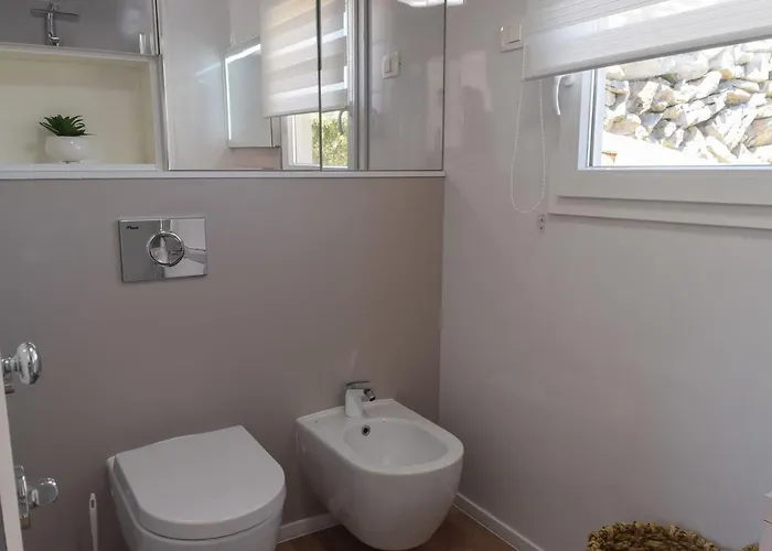 Kamp alanı Glamping Tents And Mobile Homes Trasorka Veli Lošinj