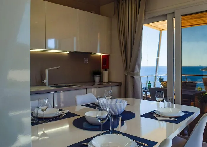 Glamping Tents And Mobile Homes Trasorka Kamp alanı Veli Lošinj