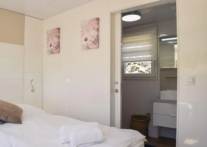 Glamping Tents And Mobile Homes Trasorka