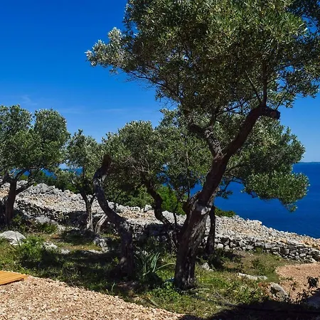 Glamping Tents And Mobile Homes Trasorka Veli Losinj