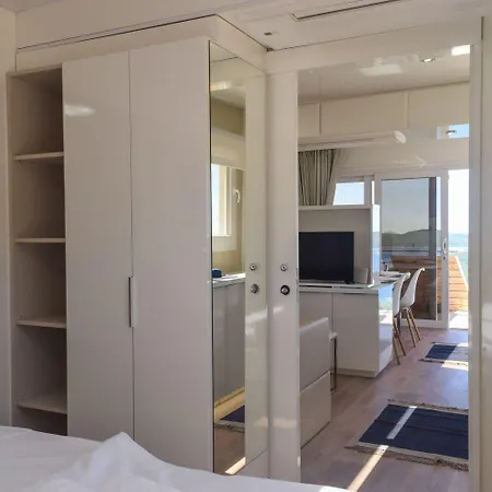 Glamping Tents And Mobile Homes Trasorka Кемпинг Вели-Лошинь