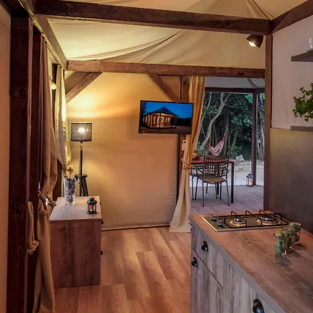 Campsite Glamping Tents And Mobile Homes Trasorka