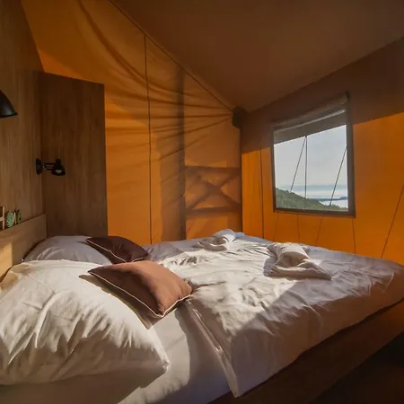 Campsite Glamping Tents And Mobile Homes Trasorka *