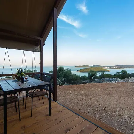 Campsite Glamping Tents And Mobile Homes Trasorka Veli Losinj