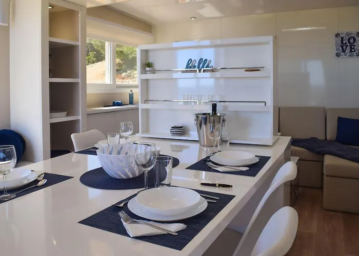 Camping Glamping Tents And Mobile Homes Trasorka Veli Lošinj