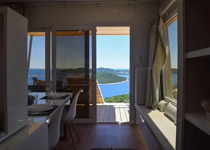 Camping Glamping Tents And Mobile Homes Trasorka Veli Lošinj